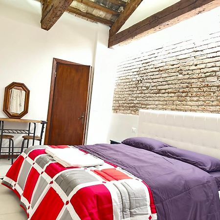 Venice Rainbow Apartments San Zaccaria Esterno foto